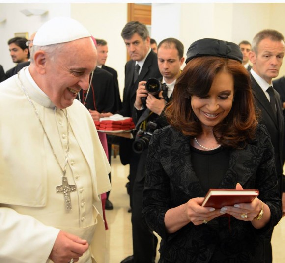 Papa e Cristina Kirchner