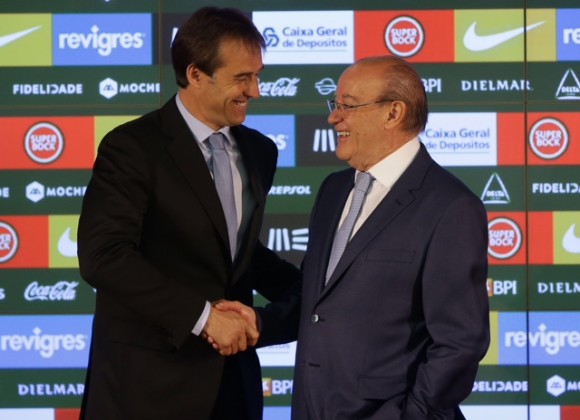 Julen Lopetegui e Pinto da Costa na ApresentaÁ„o do novo treinador do Fc Porto - ApresentaÁ„o realizada no Est·dio do Drag„o no Porto