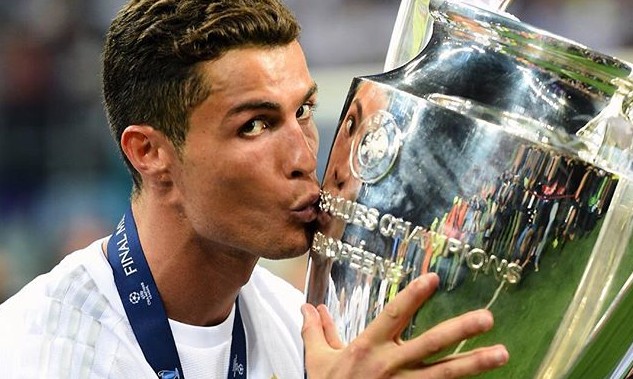 Resultado de imagem para Cristiano Ronaldo amor ao Real