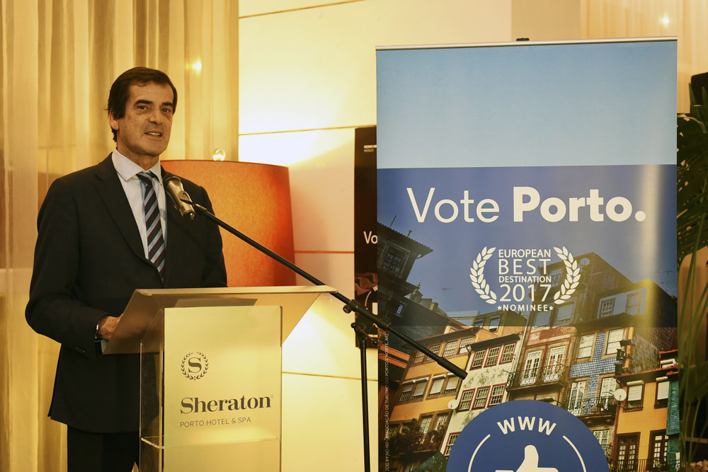 Rui Moreira na apresentação da campanha Porto Melhor Destino Europeu 2017