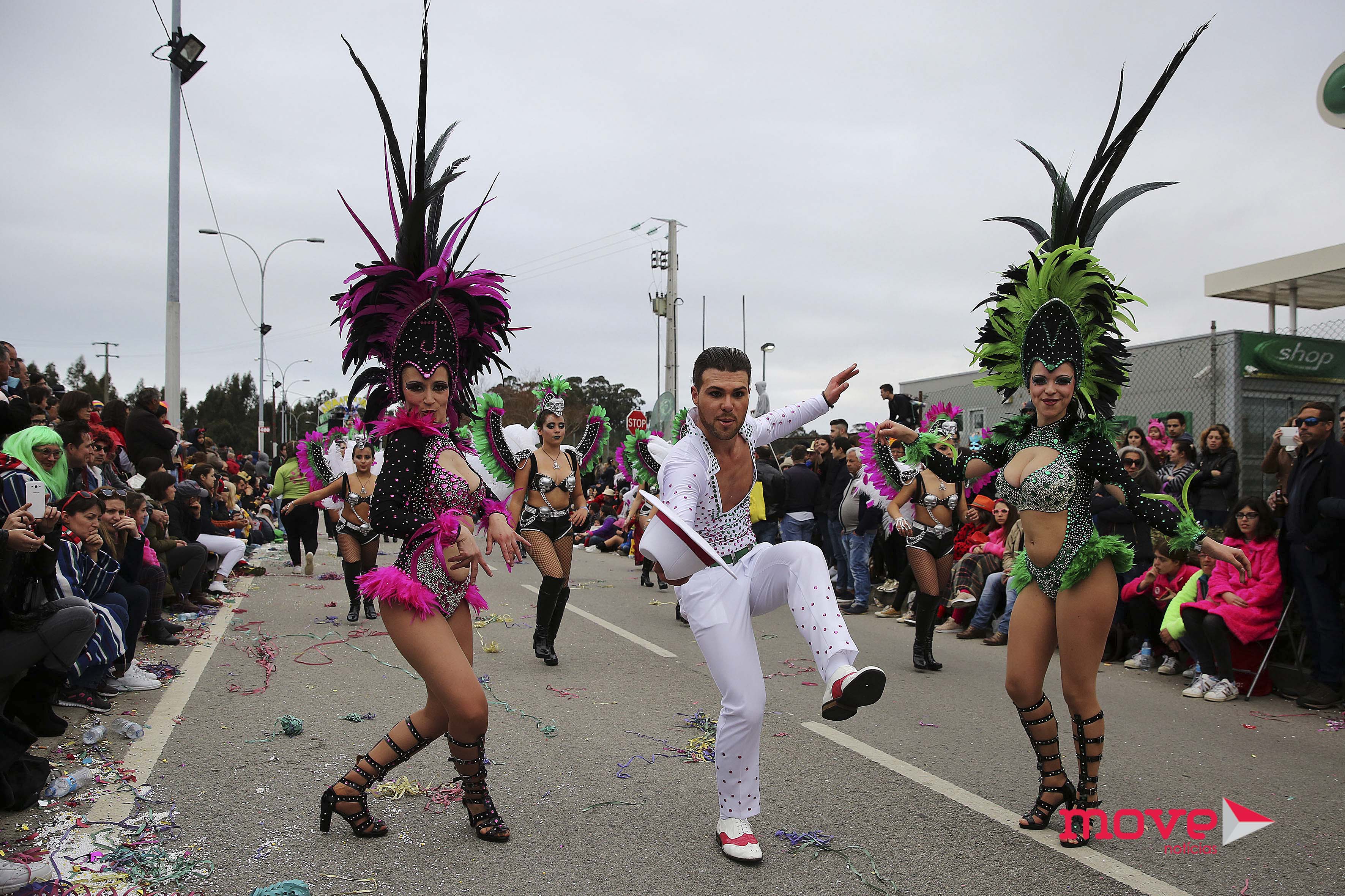 Grande Corso Abrilhantou Carnaval De Ovar Movenotícias