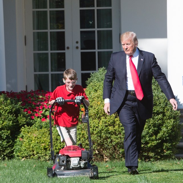 Menino queria cortar relva da Casa Branca e Donald Trump 