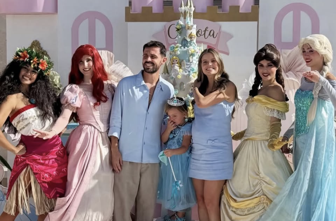 Bernardo Silva faz festa de princesa para a primogénita